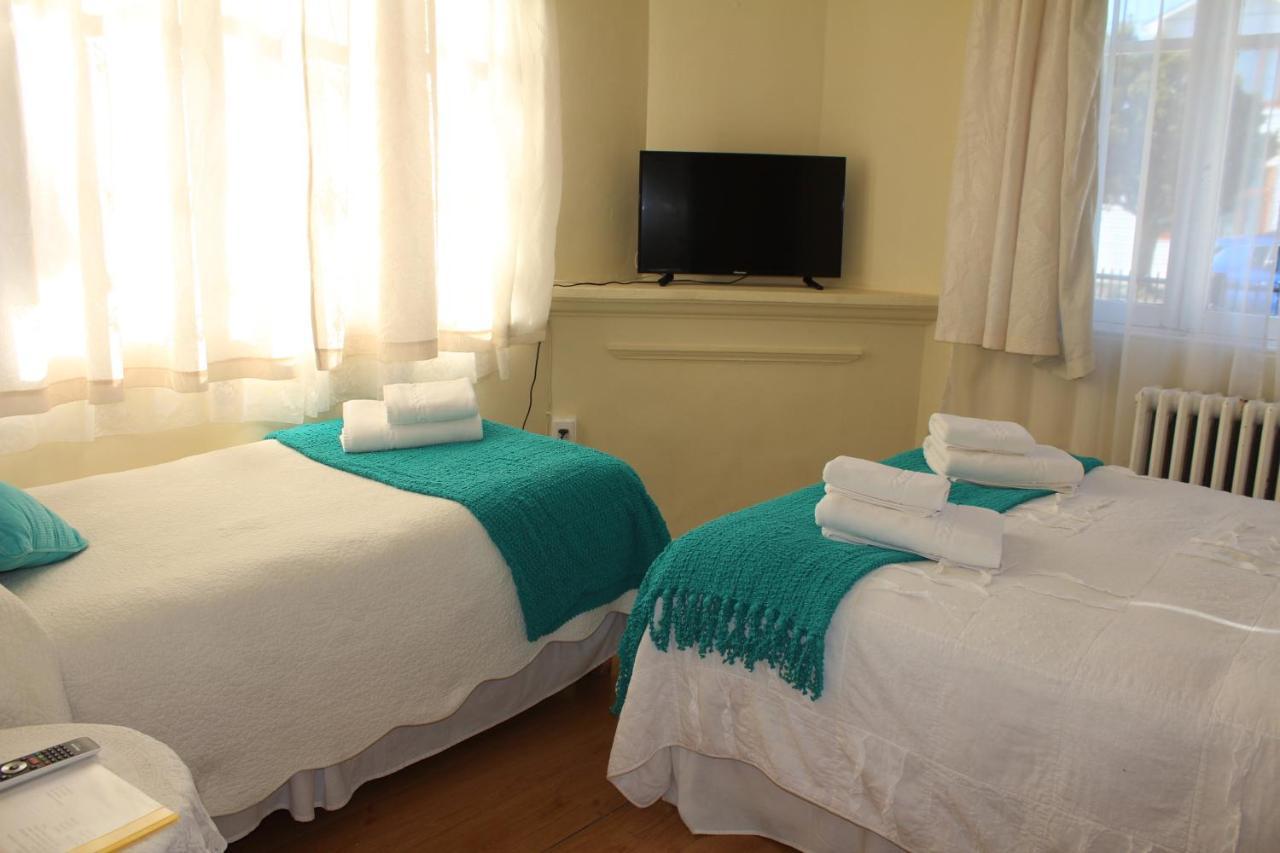 Hostal Y Cabanas Ainil Punta Arenas Exteriér fotografie